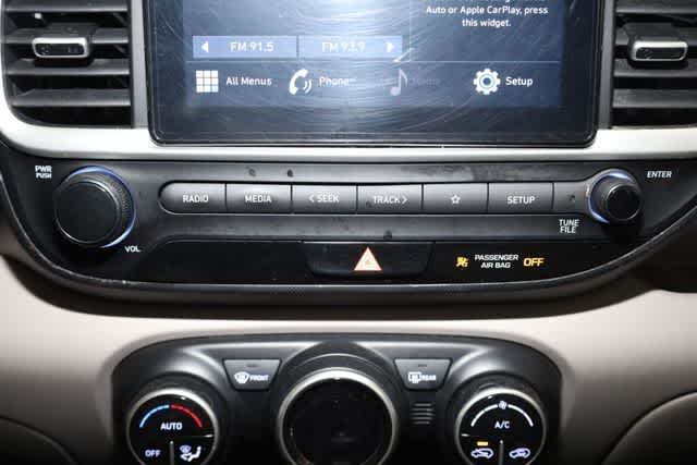 Thumbnail: 2022 Hyundai Venue - 27