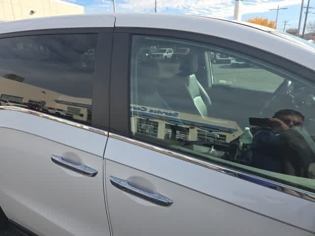 Thumbnail: 2023 Honda Odyssey - 14