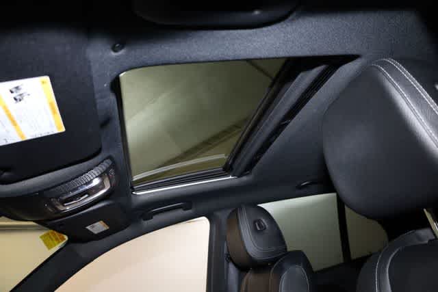 Thumbnail: 2021 Mercedes-Benz GLE - 30