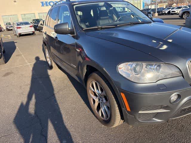 Thumbnail: 2013 BMW X5 - 10