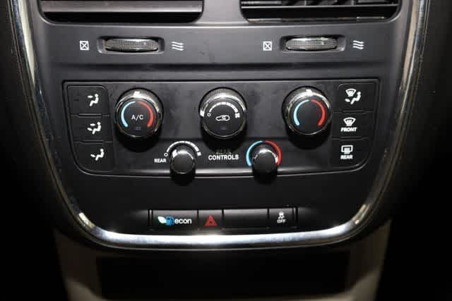 Thumbnail: 2015 Dodge Grand Caravan - 26