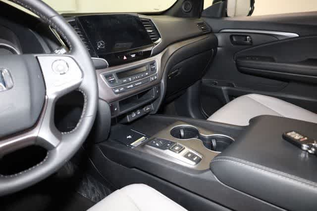 Thumbnail: 2024 Honda Passport - 23