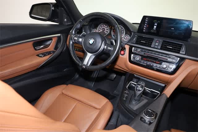 Thumbnail: 2016 BMW 3 Series - 16