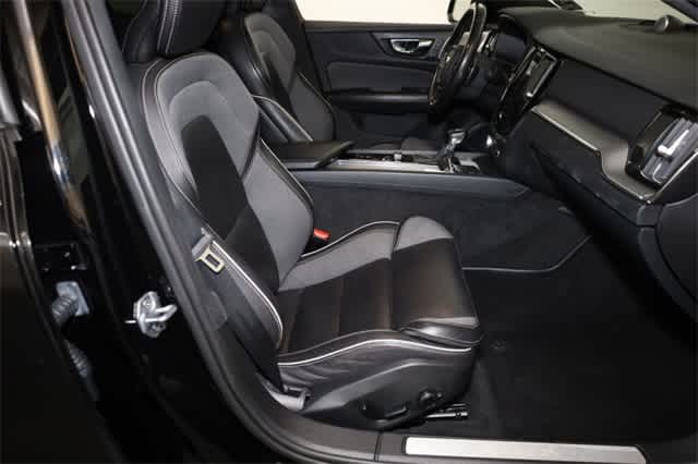 Thumbnail: 2019 Volvo S60 - 20