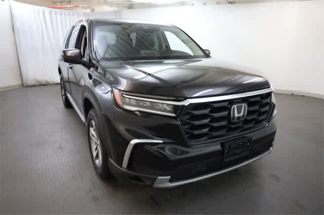Thumbnail: 2023 Honda Pilot - 11