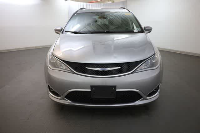 Thumbnail: 2019 Chrysler Pacifica - 12