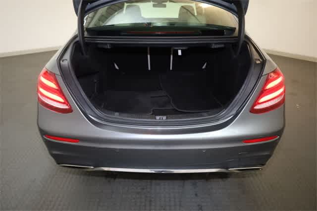 Thumbnail: 2017 Mercedes-Benz E-Class - 34