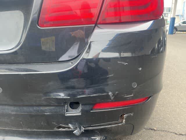 Thumbnail: 2011 BMW 5 Series - 16