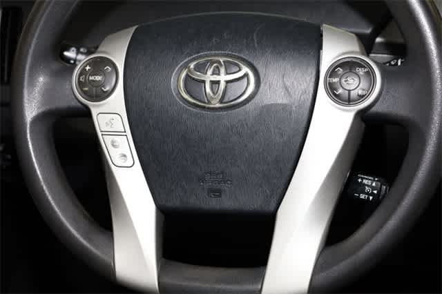 Thumbnail: 2013 Toyota Prius - 33