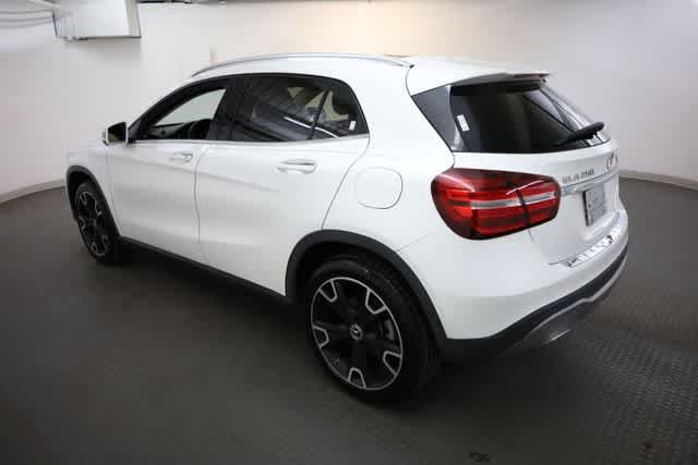 Thumbnail: 2020 Mercedes-Benz GLA - 4