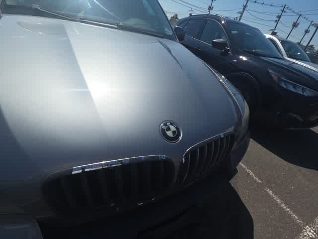 Thumbnail: 2009 BMW X5 - 28