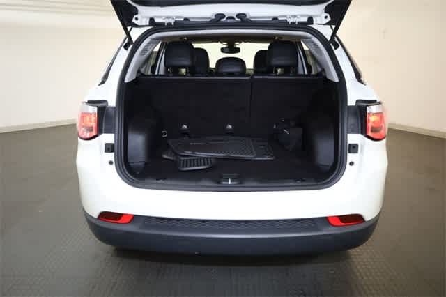 Thumbnail: 2019 Jeep Compass - 33