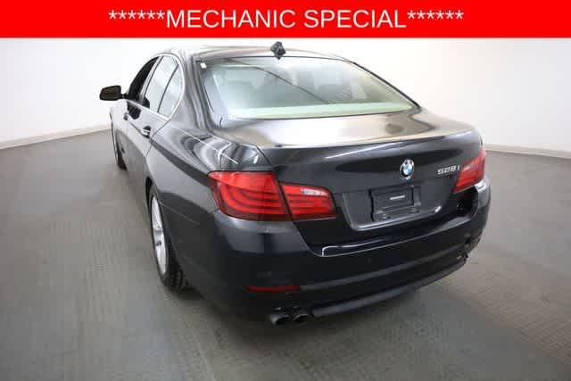 Thumbnail: 2011 BMW 5 Series - 5