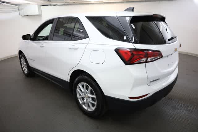 Thumbnail: 2023 Chevrolet Equinox - 4