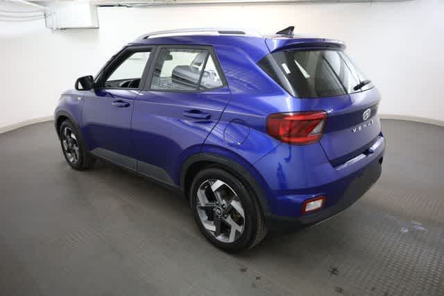 Thumbnail: 2022 Hyundai Venue - 4