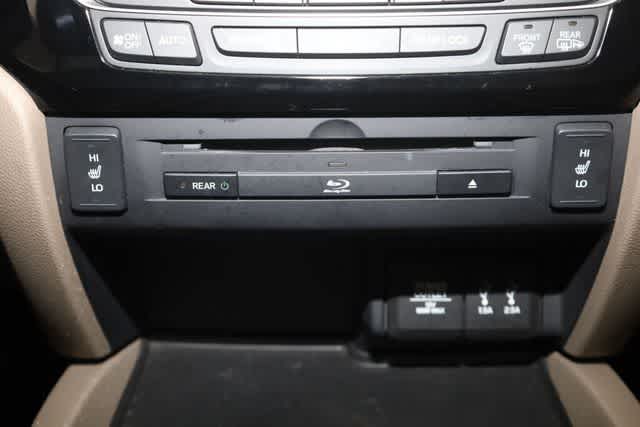 Thumbnail: 2016 Honda Pilot - 30