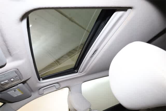 Thumbnail: 2008 Toyota RAV4 - 25