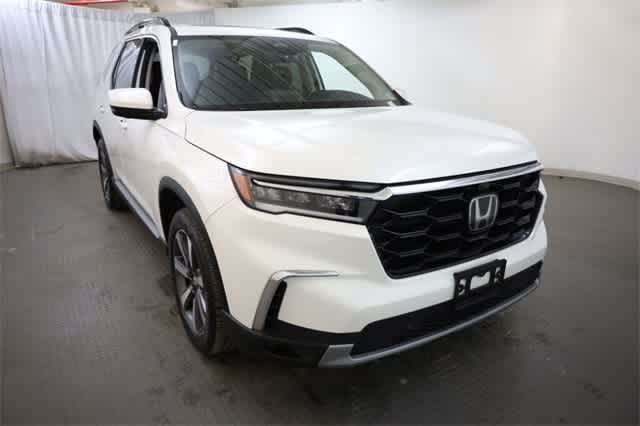 Thumbnail: 2023 Honda Pilot - 11