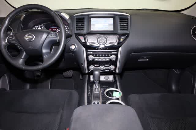 Thumbnail: 2015 Nissan Pathfinder - 21