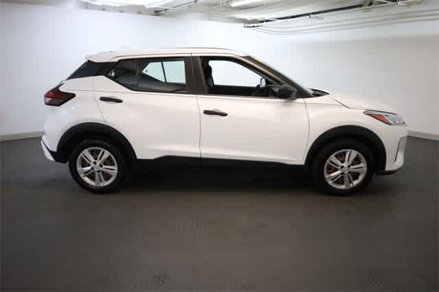 Thumbnail: 2022 Nissan Kicks - 9