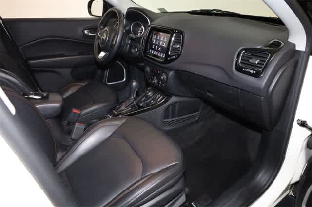 Thumbnail: 2018 Jeep Compass - 19