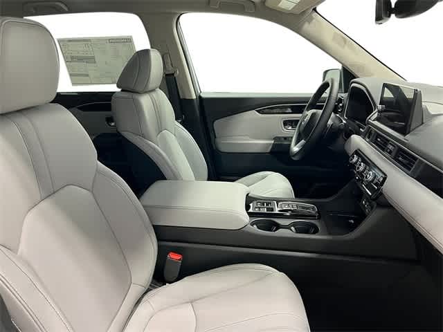 Thumbnail: 2025 Honda Pilot - 37