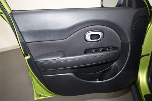 Thumbnail: 2015 Kia Soul - 13