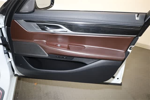 Thumbnail: 2020 BMW 7 Series - 22