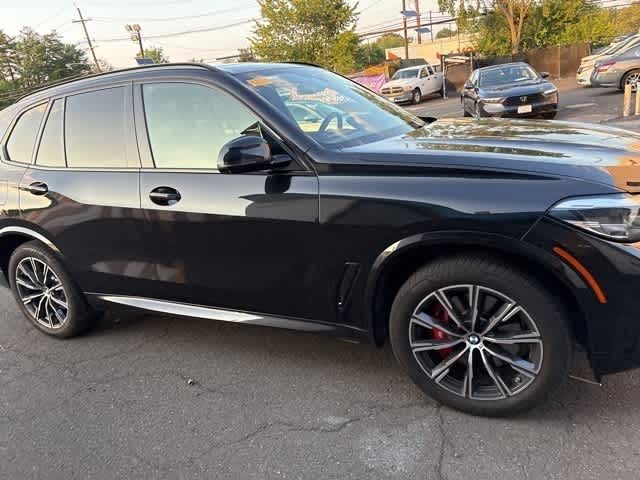 Thumbnail: 2022 BMW X5 - 18