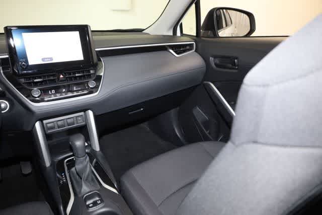 Thumbnail: 2023 Toyota Corolla Cross - 23