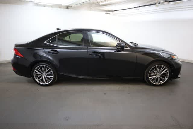 Thumbnail: 2014 Lexus IS - 9