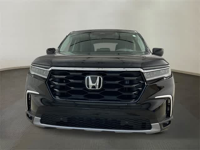 Thumbnail: 2025 Honda Pilot - 10