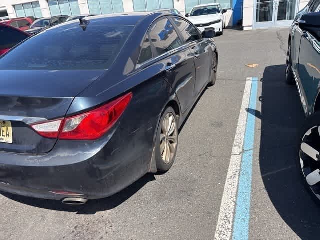 Thumbnail: 2011 Hyundai Sonata - 7
