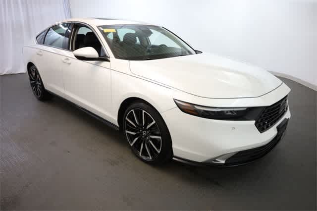 2023 Honda Accord Touring 10