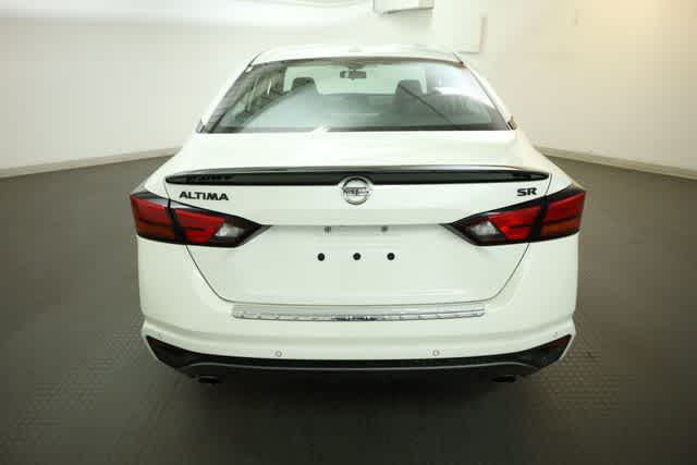 Thumbnail: 2022 Nissan Altima - 6
