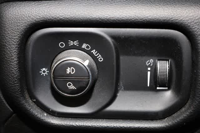 Thumbnail: 2020 RAM 1500 - 19