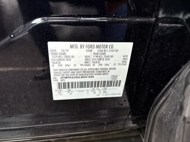 2020 Ford Edge  3