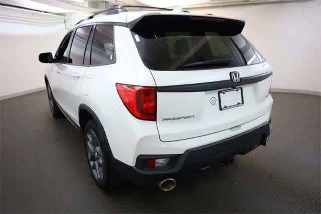 Thumbnail: 2022 Honda Passport - 5