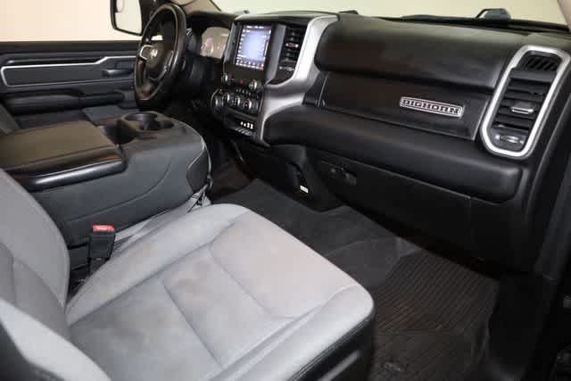 Thumbnail: 2020 RAM 1500 - 32