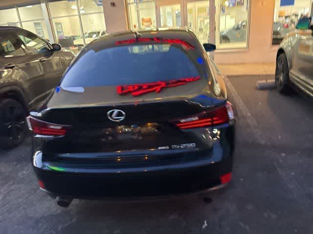Thumbnail: 2014 Lexus IS - 11