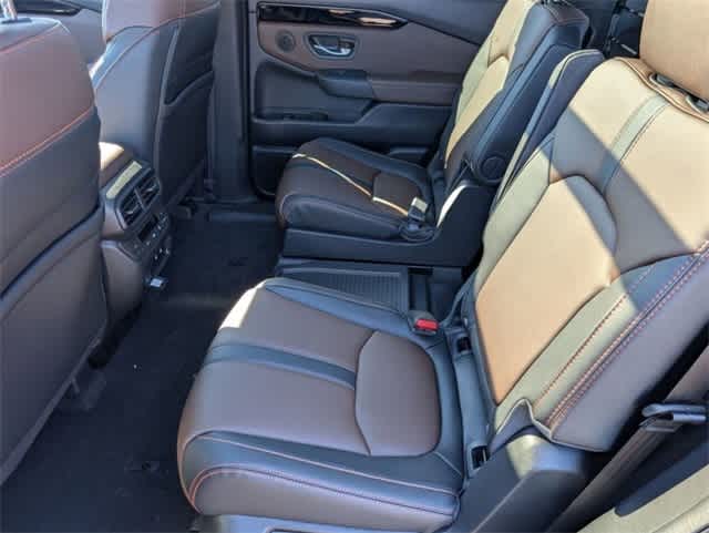 Thumbnail: 2026 Honda Pilot - 25