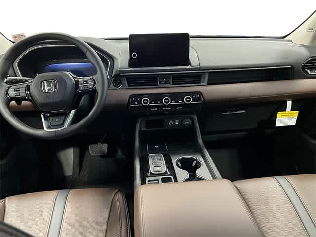 Thumbnail: 2025 Honda Pilot - 18