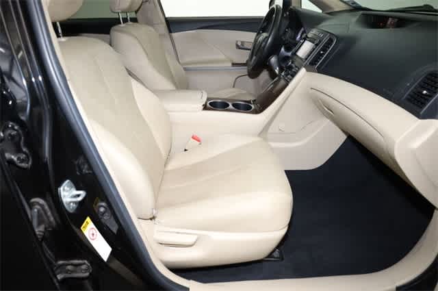 Thumbnail: 2013 Toyota Venza - 20