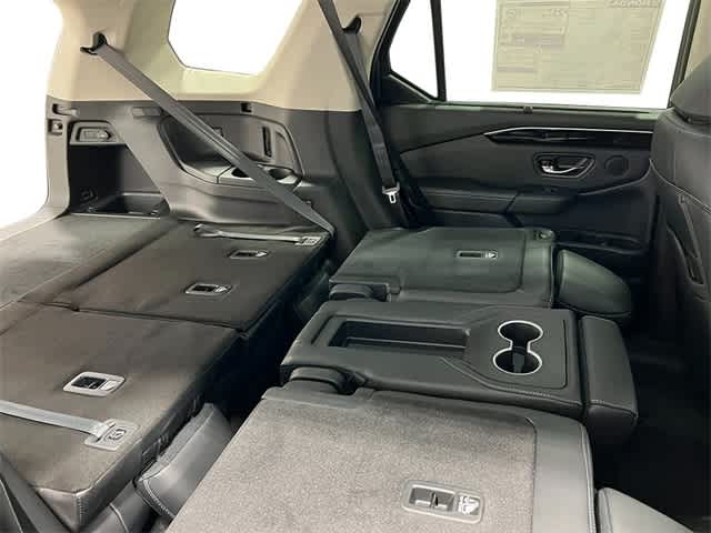 Thumbnail: 2025 Honda Pilot - 36