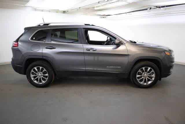 Thumbnail: 2019 Jeep Cherokee - 9