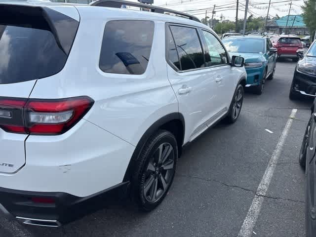 Thumbnail: 2023 Honda Pilot - 15