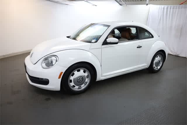 Thumbnail: 2015 Volkswagen Beetle - 2