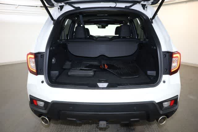 Thumbnail: 2023 Honda Passport - 38