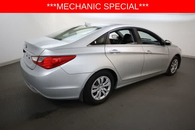 Thumbnail: 2013 Hyundai Sonata - 8
