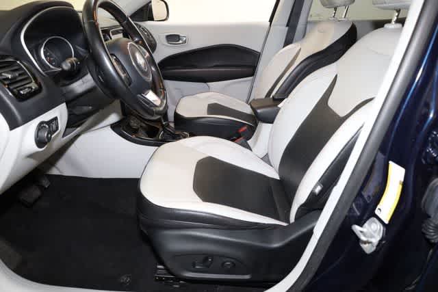 Thumbnail: 2020 Jeep Compass - 15